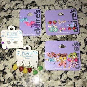 Lot of girls earrings!